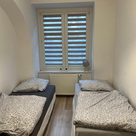 Ferienwohnung Apartament 3 Pokojowy Z Parkingiem Zabkowice Slaskie Exterior foto