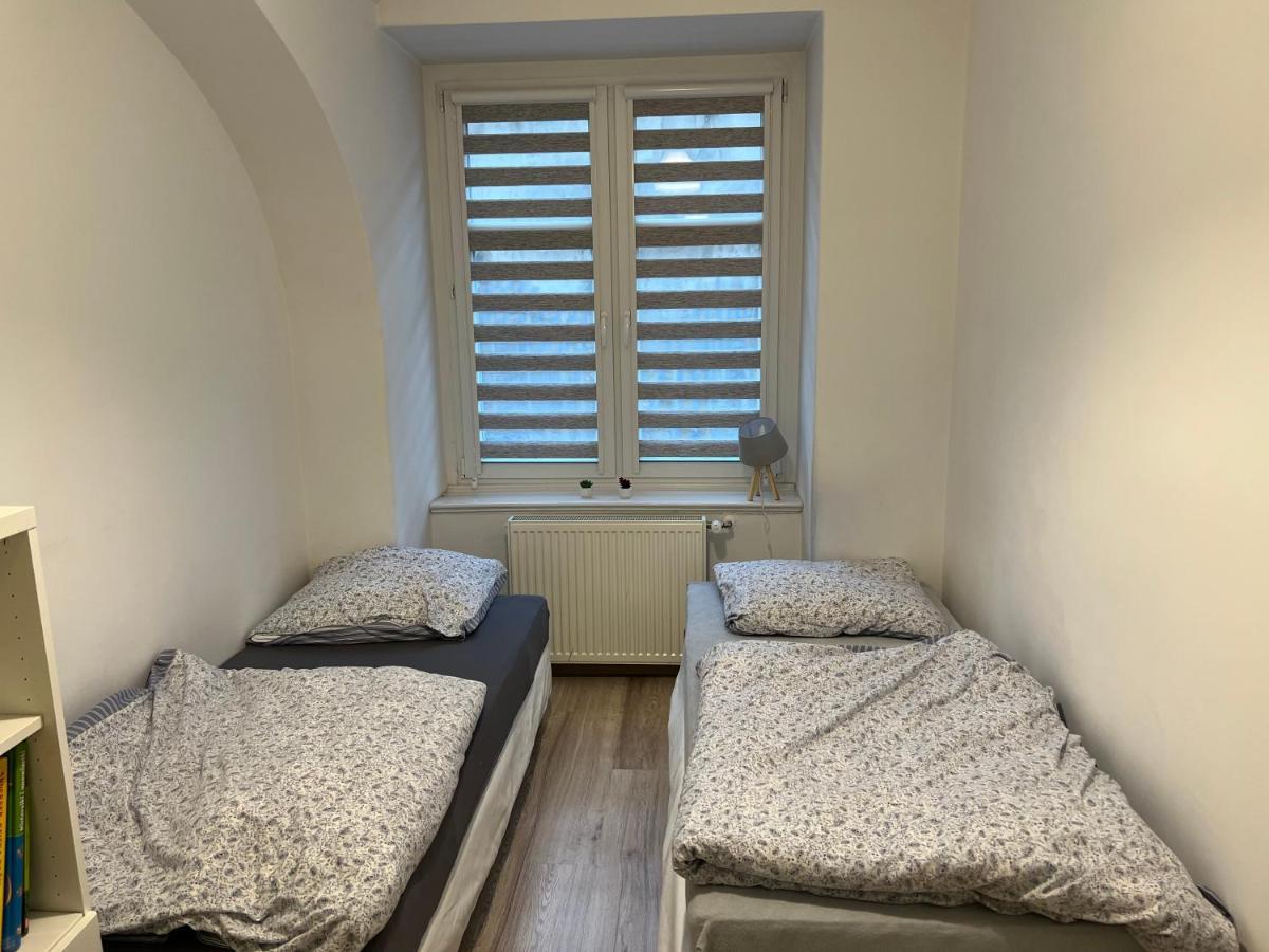 Ferienwohnung Apartament 3 Pokojowy Z Parkingiem Zabkowice Slaskie Exterior foto